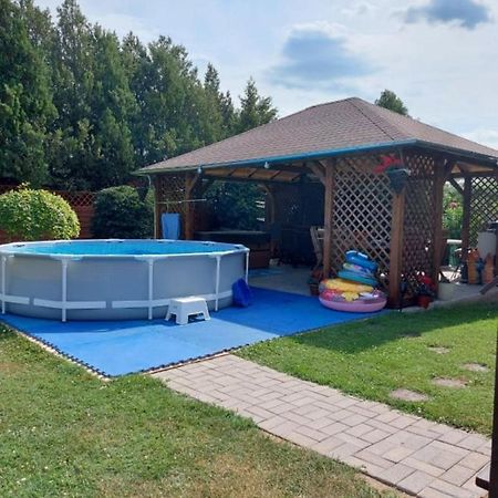 Nagcsalados Rozsa Apartman Balatonlelle Luaran gambar