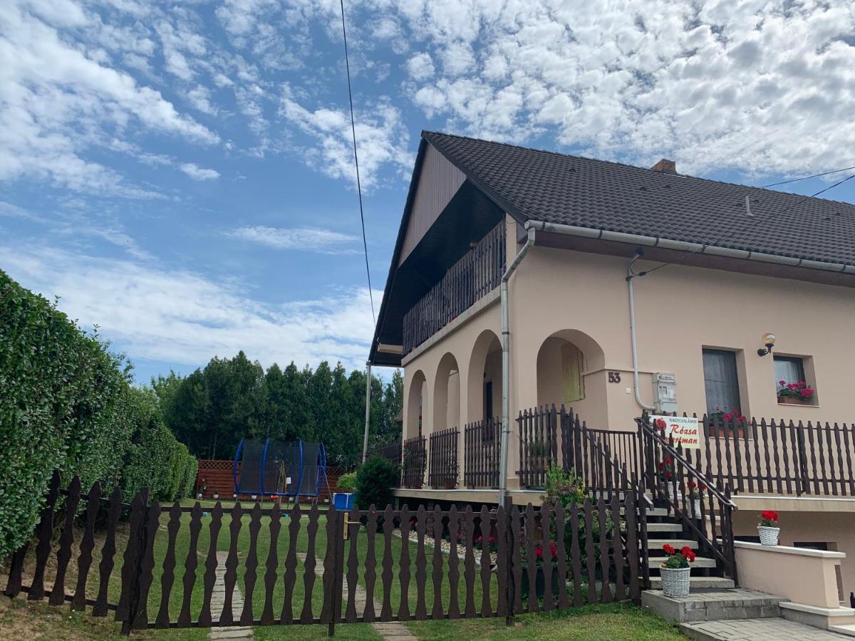 Nagcsalados Rozsa Apartman Balatonlelle Luaran gambar