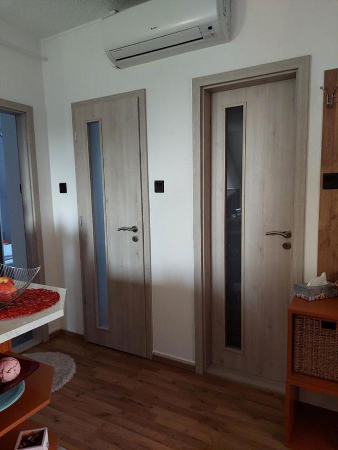 Nagcsalados Rozsa Apartman Balatonlelle Luaran gambar