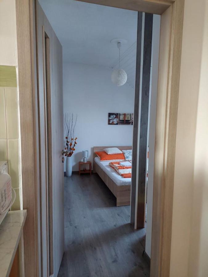 Nagcsalados Rozsa Apartman Balatonlelle Luaran gambar